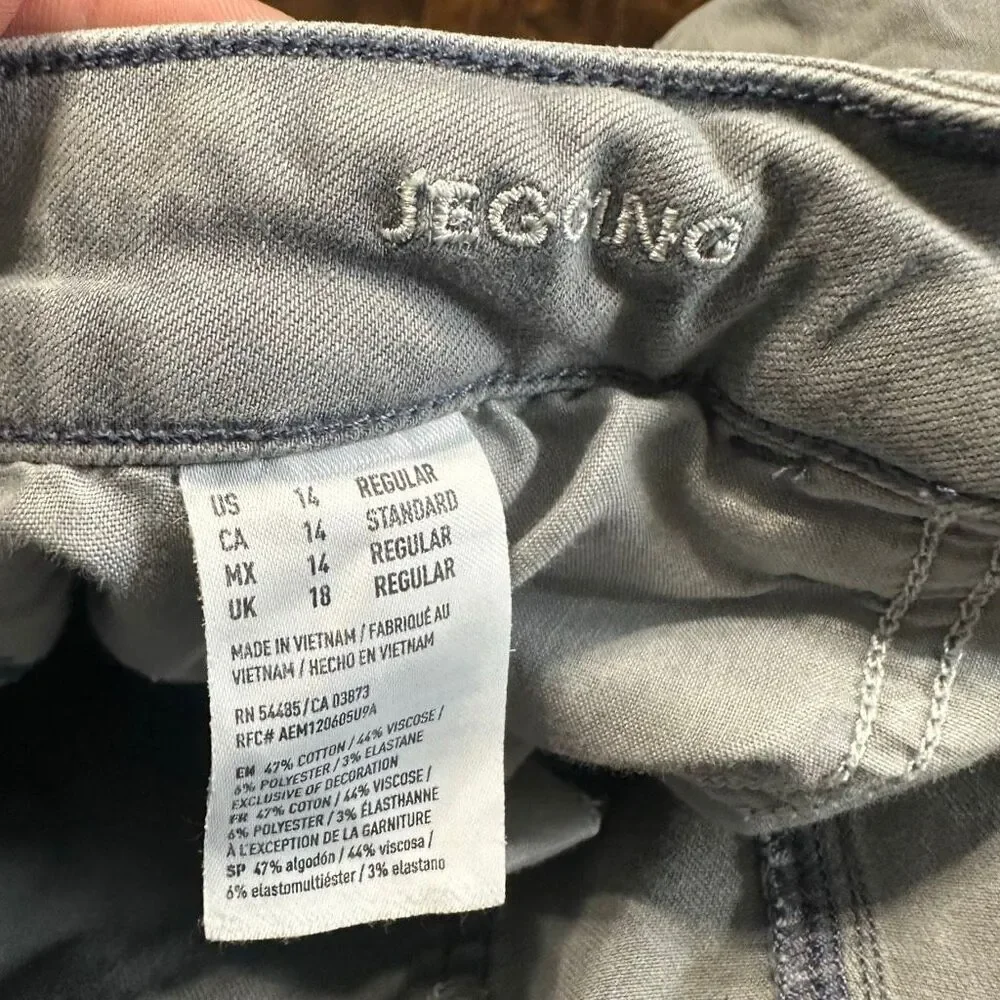 American Eagle 14 gray normcore classic stretchy jeggings